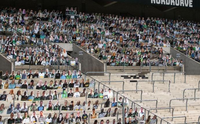 In Gladbach werden für das Spiel gegen Leverkusen 20.000 «Pappkameraden» erwartet. Foto: Marius Becker/dpa