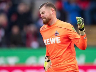 Timo Horn macht sich keine Sorgen um eine mögliche Covid-19-Erkrankung. Foto: Marius Becker/dpa