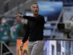 Muss mit der Eintracht in München antreten: Trainer Adi Hütter. Foto: Michael Probst/AP-Pool/dpa