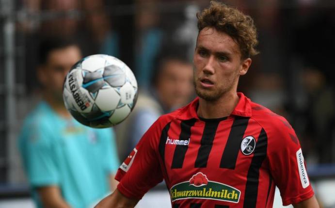 Nationalspieler Luca Waldschmidt wird dem SC Freiburg gegen Werder Bremen wahrscheinlich fehlen. Foto: Patrick Seeger/dpa