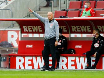 Uwe Rösler fordert gegen Schalke 04 einen Sieg Uwe Rösler fordert gegen Schalke 04 einen Sieg