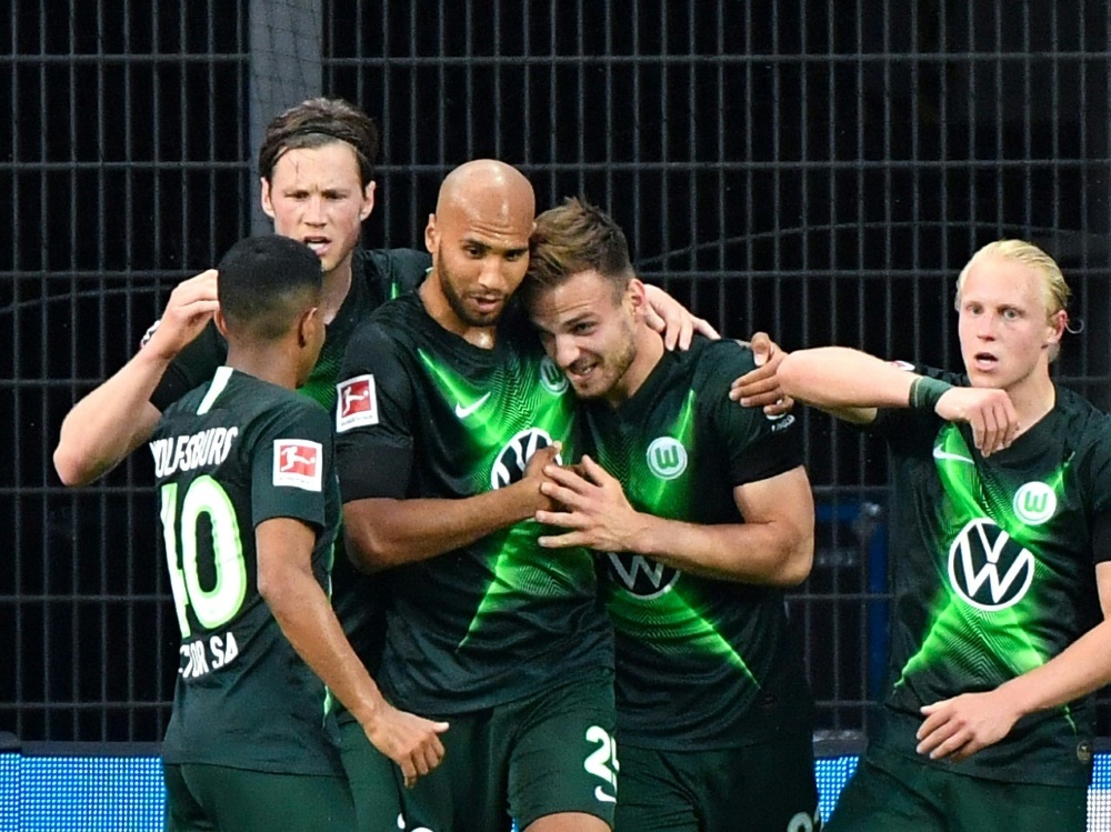 Wolfsburg gewinnt souverän mit 4:1 in Leverkusen