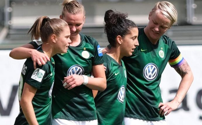 Der VfL Wolfsburg ist der Titelverteidiger in der Frauen-Bundesliga. Foto: Peter Steffen/dpa