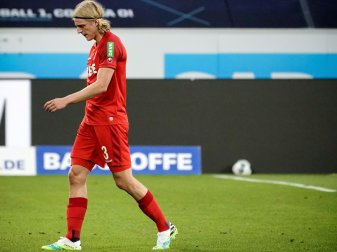 Sebastiaan Bornauw sah gegen Hoffenheim die Rote Karte Sebastiaan Bornauw sah gegen Hoffenheim die Rote Karte