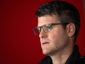 Trainer der FC-Bayern-Frauen: Jens Scheuer. Foto: Marius Becker/dpa Trainer der FC-Bayern-Frauen: Jens Scheuer. Foto: Marius Becker/dpa