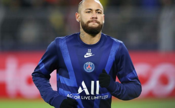 Geldstrafe für Neymar fürs Erste ausgesetzt