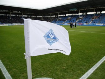 Der SV Waldhof Mannheim will mit einem Heimsieg gegen den KFC Uerdingen seinen Aufstiegsplatz verteidigen. Foto: Michael Deines/dpa Der SV Waldhof Mannheim will mit einem Heimsieg gegen den KFC Uerdingen seinen Aufstiegsplatz verteidigen. Foto: Michael Deines/dpa
