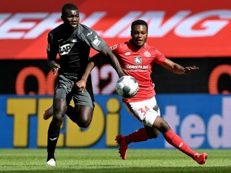 Bebou (l.) erzielt den Siegtreffer für die TSG Bebou (l.) erzielt den Siegtreffer für die TSG