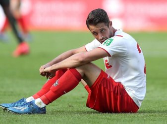 Kölns Mark Uth fehlt gegen Leipzig wegen muskulärer Probleme. Foto: Lars Baron/Getty/Pool/dpa Kölns Mark Uth fehlt gegen Leipzig wegen muskulärer Probleme. Foto: Lars Baron/Getty/Pool/dpa