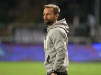 Michael Schiele und die Kickers unterliegen Magdeburg Michael Schiele und die Kickers unterliegen Magdeburg