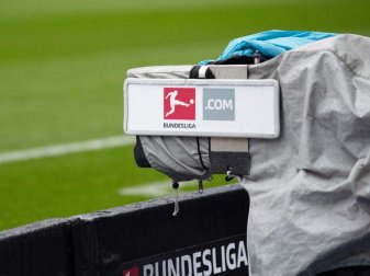 Mit Amazon ist ein neuer Konkurrent auf dem TV-Rechte-Markt der Fußball-Bundesliga aufgetaucht. Foto: Soeren Stache/dpa-Zentralbild/dpa Mit Amazon ist ein neuer Konkurrent auf dem TV-Rechte-Markt der Fußball-Bundesliga aufgetaucht. Foto: Soeren Stache/dpa-Zentralbild/dpa