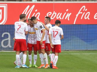 Befreiungsschlag: Jahn Regensburg bezwingt Darmstadt 3:0 Befreiungsschlag: Jahn Regensburg bezwingt Darmstadt 3:0