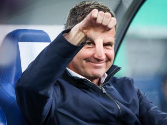 Ralf Becker war 2018 von Holstein Kiel zum HSV gewechselt, musste nach dem verpassten Aufstieg aber wieder gehen. Foto: Christian Charisius/dpa Ralf Becker war 2018 von Holstein Kiel zum HSV gewechselt, musste nach dem verpassten Aufstieg aber wieder gehen. Foto: Christian Charisius/dpa