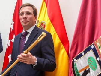 Will das geplante Miniturnier der Fußball-Champions-League nach Madrid holen: Bürgermeister José Luis Martínez-Almeida. Foto: Ricardo Rubio/Europa Press/dpa Will das geplante Miniturnier der Fußball-Champions-League nach Madrid holen: Bürgermeister José Luis Martínez-Almeida. Foto: Ricardo Rubio/Europa Press/dpa