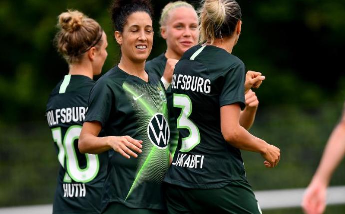 Die Wolfsburgerinnen sind ins Finale des DFB-Pokals eingezogen. Foto: Stuart Franklin/Getty Images Europe/Pool/dpa