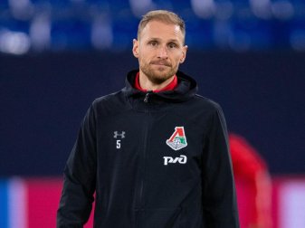 Ist nach seiner Vertragsauflösung in Moskau vereinslos: Ex-Schalke-Kapitän Benedikt Höwedes. Foto: Guido Kirchner/dpa Ist nach seiner Vertragsauflösung in Moskau vereinslos: Ex-Schalke-Kapitän Benedikt Höwedes. Foto: Guido Kirchner/dpa