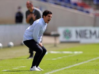 Angesäuert: 96-Coach Kenan Kocak. Foto: Friedemann Vogel/epa/Pool/dpa Angesäuert: 96-Coach Kenan Kocak. Foto: Friedemann Vogel/epa/Pool/dpa