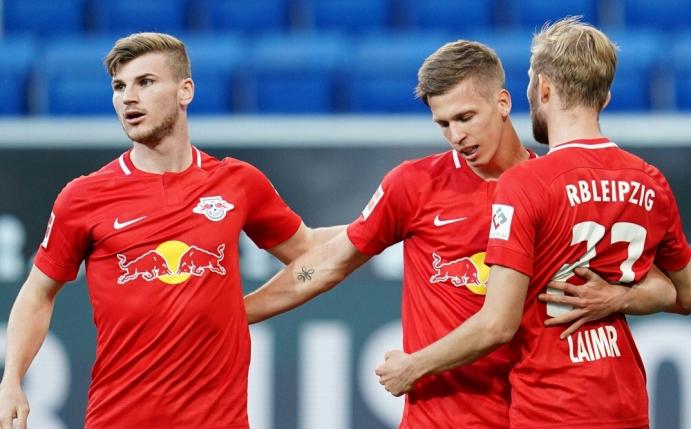 Dani Olmo (M.) trifft gegen Hoffenheim doppelt