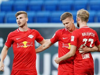 Dani Olmo (M.) trifft gegen Hoffenheim doppelt Dani Olmo (M.) trifft gegen Hoffenheim doppelt