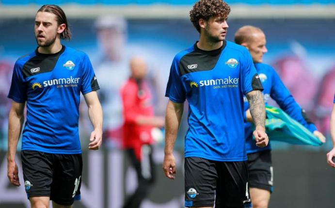 Der SC Paderborn könnte sich am Wochenende aus der Bundesliga wieder verabschieden. Foto: Hannibal Hanschke/reuters/Pool/dpa
