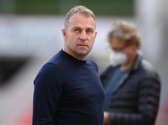 Bayern-Trainer Hansi Flick hofft auf Fans beim DFB-Pokalfinale. Foto: Matthias Hangst/Getty Images Europe/Pool/dpa