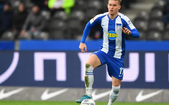 Maximilian Mittelstädt fällt bei Hertha BSC für den Rest der Saison aus. Foto: Soeren Stache/dpa-Zentralbild/dpa