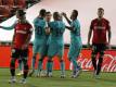Die Spieler des FC Barcelona jubeln über den Treffer zum 0:2. Foto: Francisco Ubilla/AP/dpa