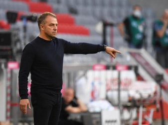 Bayern-Trainer Hansi Flick kann am Dienstag den Meistertitel mit seinem Team in Bremen perfekt machen. Foto: Matthias Balk/dpa Bayern-Trainer Hansi Flick kann am Dienstag den Meistertitel mit seinem Team in Bremen perfekt machen. Foto: Matthias Balk/dpa