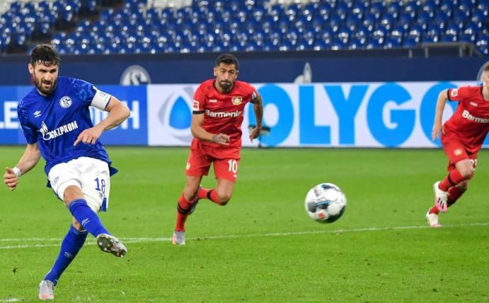Daniel Caligiuri brachte Schalke per Elfmeter in Führung