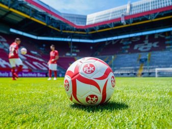 Der 1. FC Kaiserslautern wird nach übereinstimmenden Medienberichten Insolvenz anmelden. Foto: Uwe Anspach/dpa Der 1. FC Kaiserslautern wird nach übereinstimmenden Medienberichten Insolvenz anmelden. Foto: Uwe Anspach/dpa