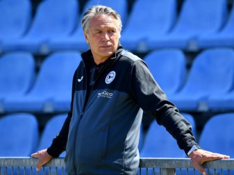 Steht mit Bielefeld kurz vor dem Bundesliga-Aufstieg: Arminia-Coach Uwe Neuhaus. Foto: Stuart Franklin/Getty Images Europe/Pool/dpa Steht mit Bielefeld kurz vor dem Bundesliga-Aufstieg: Arminia-Coach Uwe Neuhaus. Foto: Stuart Franklin/Getty Images Europe/Pool/dpa