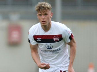 Hack führt den Club mit drei Toren zum Sieg Hack führt den Club mit drei Toren zum Sieg