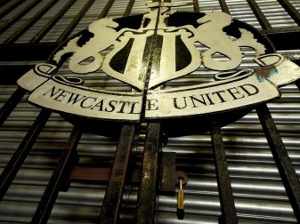 Ein US-Investor will angeblich den Premier-League-Club Newcastle United übernehmen. Foto: Owen Humphreys/PA Wire/dpa Ein US-Investor will angeblich den Premier-League-Club Newcastle United übernehmen. Foto: Owen Humphreys/PA Wire/dpa