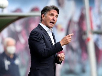 Bei Hertha-Coach Bruno Labbadia ist die Luft noch nicht raus. Foto: Alexander Hassenstein/Getty Images Europe/Pool/dpa Bei Hertha-Coach Bruno Labbadia ist die Luft noch nicht raus. Foto: Alexander Hassenstein/Getty Images Europe/Pool/dpa
