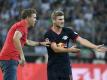 Julian Nagelsmann verteidigt Timo Werner (r.)