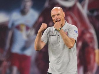 Seit dem Amtsantritt von Trainer Uwe Rösler ist Fortuna Düsseldorf schwer zu schlagen. Foto: Jan Woitas/dpa-Zentralbild/dpa Seit dem Amtsantritt von Trainer Uwe Rösler ist Fortuna Düsseldorf schwer zu schlagen. Foto: Jan Woitas/dpa-Zentralbild/dpa