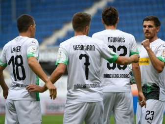 Mönchengladbach setzte sich gegen Paderborn durch Mönchengladbach setzte sich gegen Paderborn durch