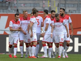 Fortuna Düsseldorf bleibt auf dem Relegationsplatz Fortuna Düsseldorf bleibt auf dem Relegationsplatz