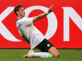 Weghorst schießt Wolfsburg nach Europa Weghorst schießt Wolfsburg nach Europa