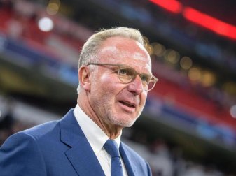 Ist zufrieden mit den neuen TV-Verträgen: Bayern-Boss Karl-Heinz Rummenigge. Foto: Matthias Balk/dpa Ist zufrieden mit den neuen TV-Verträgen: Bayern-Boss Karl-Heinz Rummenigge. Foto: Matthias Balk/dpa
