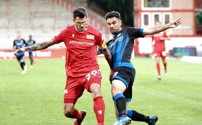 Schaffte mit Union Berlin den Klassenerhalt: Christopher Trimmel. Foto: Kay Nietfeld/dpa