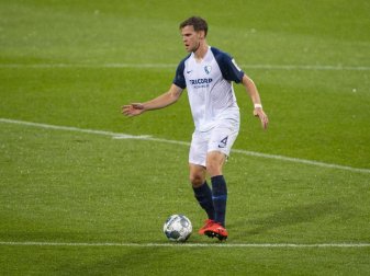Wechselt ablösefrei von Bochum nach Kiel: Simon Lorenz. Foto: Guido Kirchner/dpa Wechselt ablösefrei von Bochum nach Kiel: Simon Lorenz. Foto: Guido Kirchner/dpa