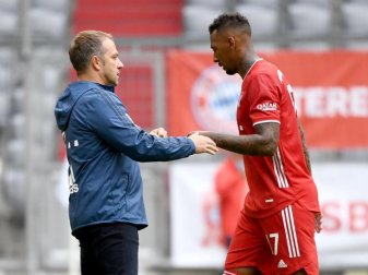 Erfolgs-Duo: Bayern-Coach Hansi Flick und Jérôme Boateng. Foto: Sven Hoppe/dpa-Pool/dpa Erfolgs-Duo: Bayern-Coach Hansi Flick und Jérôme Boateng. Foto: Sven Hoppe/dpa-Pool/dpa