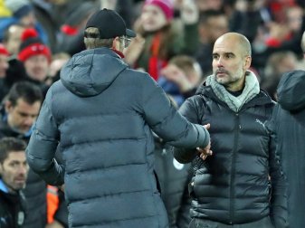 Pep Guardiola (r.) und Jürgen Klopp Pep Guardiola (r.) und Jürgen Klopp