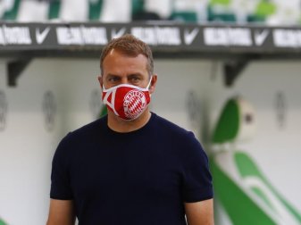 Würde Thiago gerne weiter beim FC Bayern sehen: Trainer Hansi Flick. Foto: Kai Pfaffenbach/Reuters-Pool/dpa Würde Thiago gerne weiter beim FC Bayern sehen: Trainer Hansi Flick. Foto: Kai Pfaffenbach/Reuters-Pool/dpa
