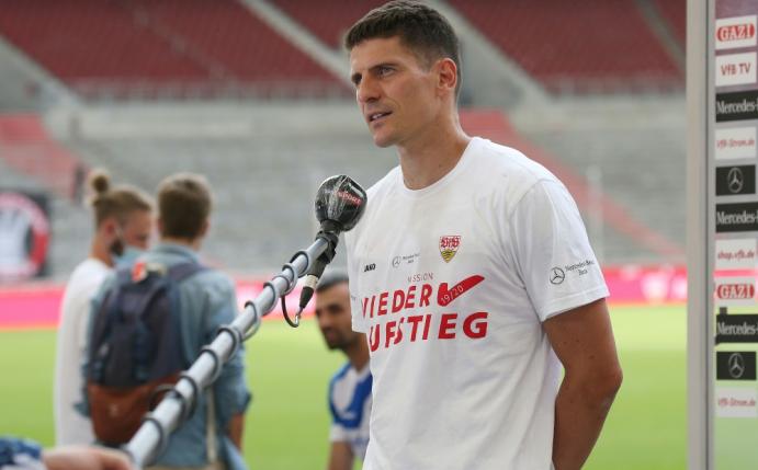 Mit Gomez gelingt Stuttgart der Bundesliga-Aufstieg