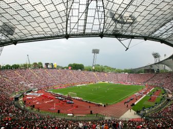 Im Olympiastadion könnte wieder Fußball gespielt werden Im Olympiastadion könnte wieder Fußball gespielt werden