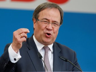 Laschet ließ Berichte über Landesbürgschaft unbestätigt Laschet ließ Berichte über Landesbürgschaft unbestätigt