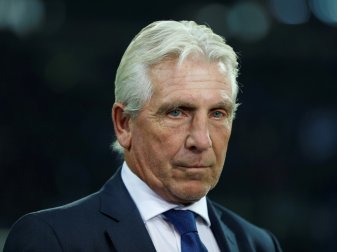 Fischer warnt vor schweren Zeiten beim FC Schalke 04 Fischer warnt vor schweren Zeiten beim FC Schalke 04