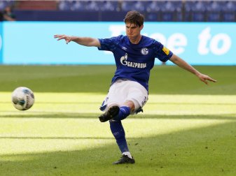 Keine Zukunft auf Schalke: Juan Miranda Keine Zukunft auf Schalke: Juan Miranda
